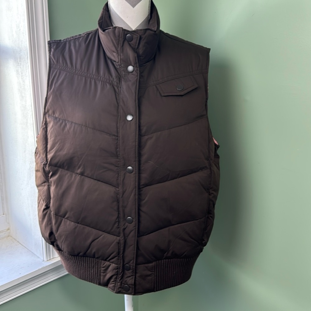 Gap brown puffer goose down vest XL